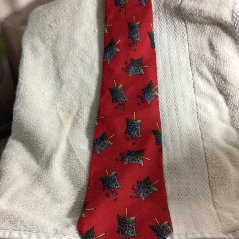 Salvatore Ferragamo Red Silk Tie with Navy & Gold Motif